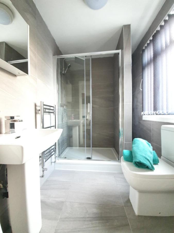 Oyo Butlers Hotel Шефилд Экстерьер фото
