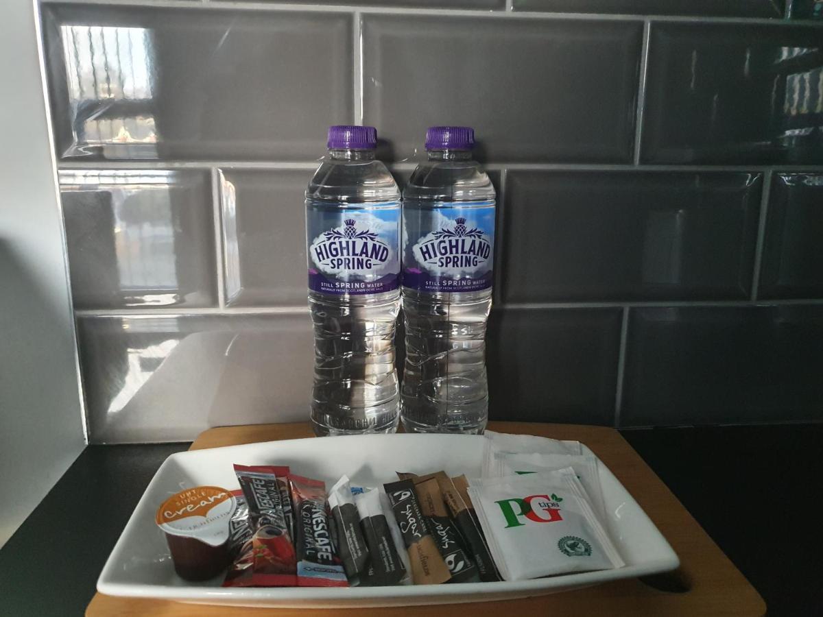 Oyo Butlers Hotel Шефилд Экстерьер фото
